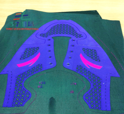 浙江李劉先生尋找水性立體金油廠家，來(lái)電37化工咨詢解決方案