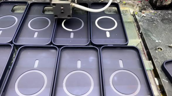 塑膠手機(jī)殼水性填油油墨：高附著力流平好，適配多材質(zhì)塑料塑膠